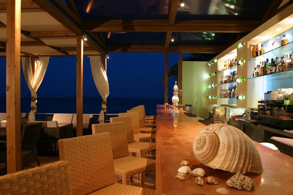 Erytha Hotel & Resort Chios Karfas Exteriör bild